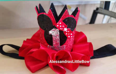 Small red Minnie mouse birthday crown with number - AlessandrasLittleBow
