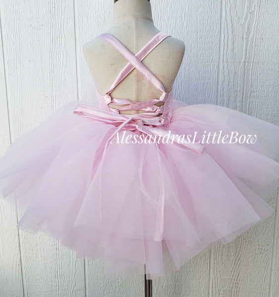 Ballerina Couture dress with Off shoulder sleeves